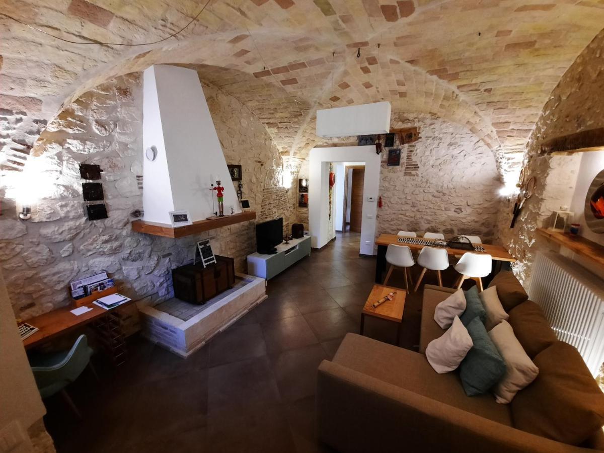 Picchio&Pinocchio Guest House 苏尔莫纳 外观 照片