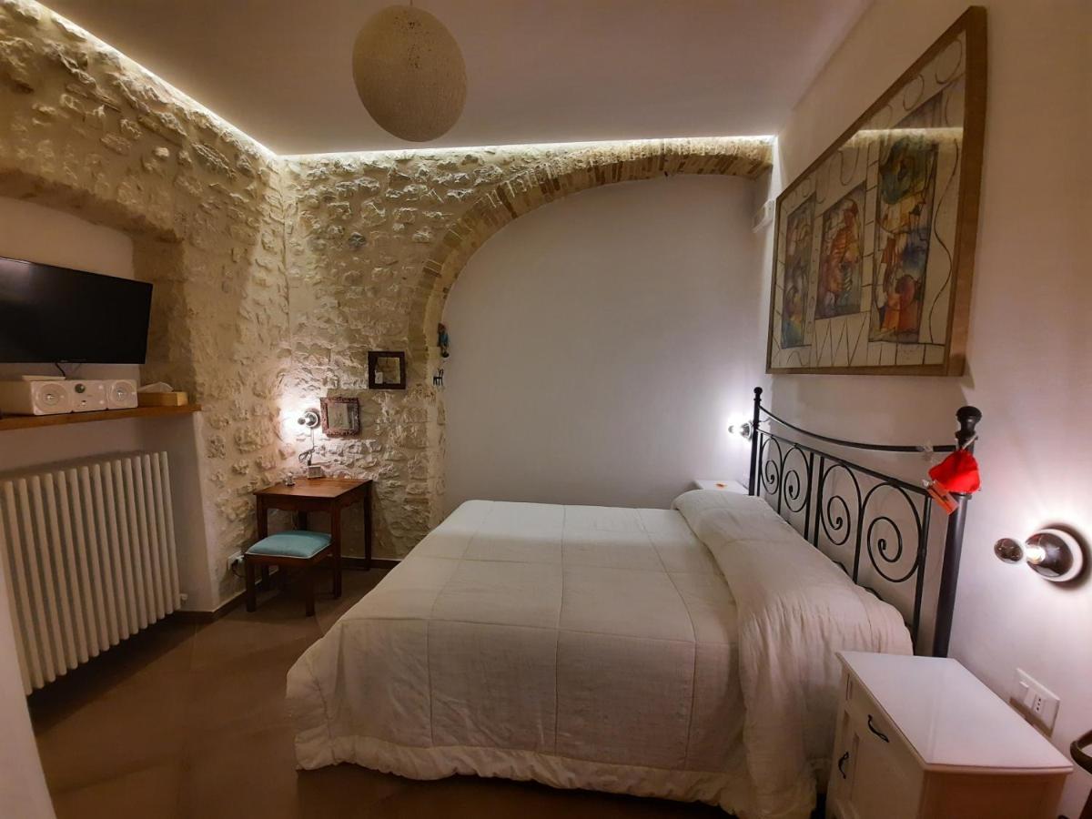Picchio&Pinocchio Guest House 苏尔莫纳 外观 照片