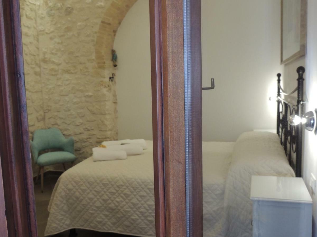 Picchio&Pinocchio Guest House 苏尔莫纳 外观 照片
